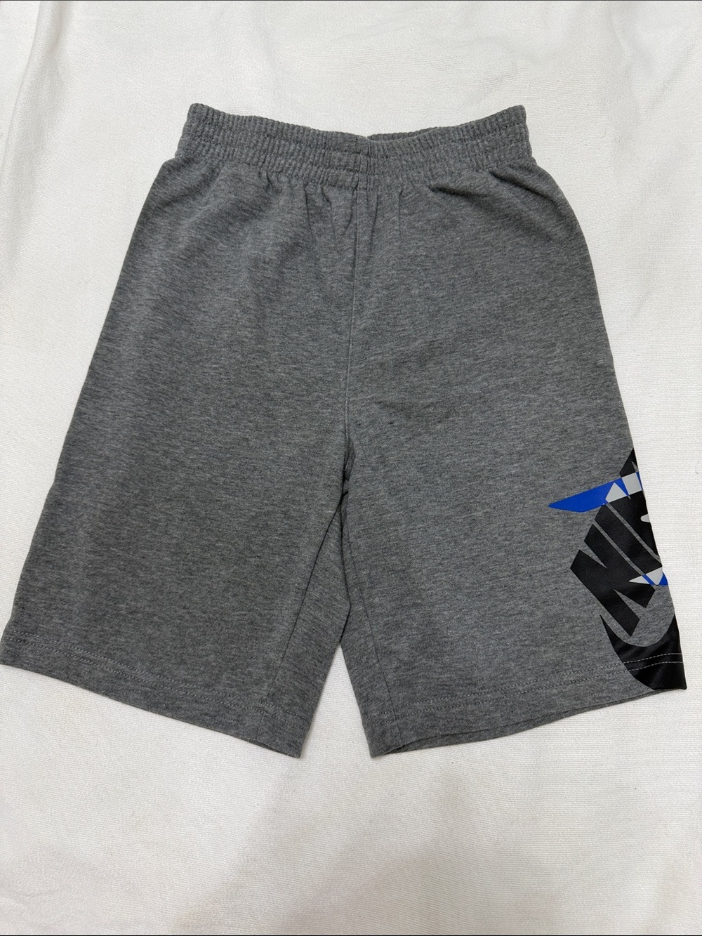 Nike shorts size M